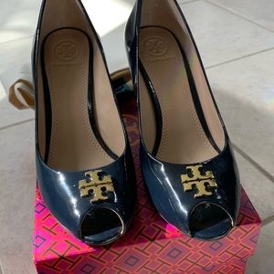 Tory Burch Navy Patent Espadrilles
